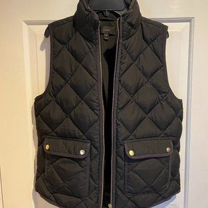 J.Crew Women's Puffer Vest with Snap Pockets